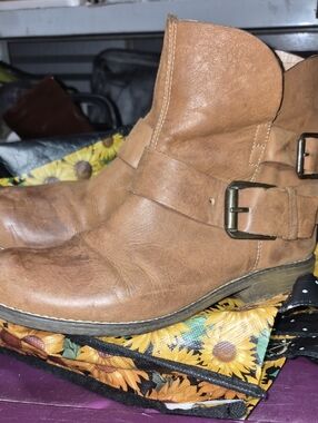 Steve Madden Tan Leather Ankle Boot